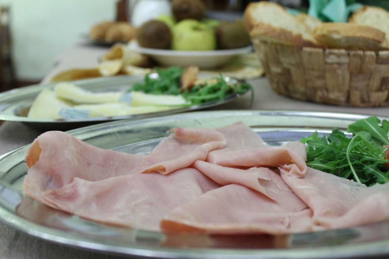 Albergo Ristorante Dalla Mena Romano D'Ezzelino Buitenkant foto