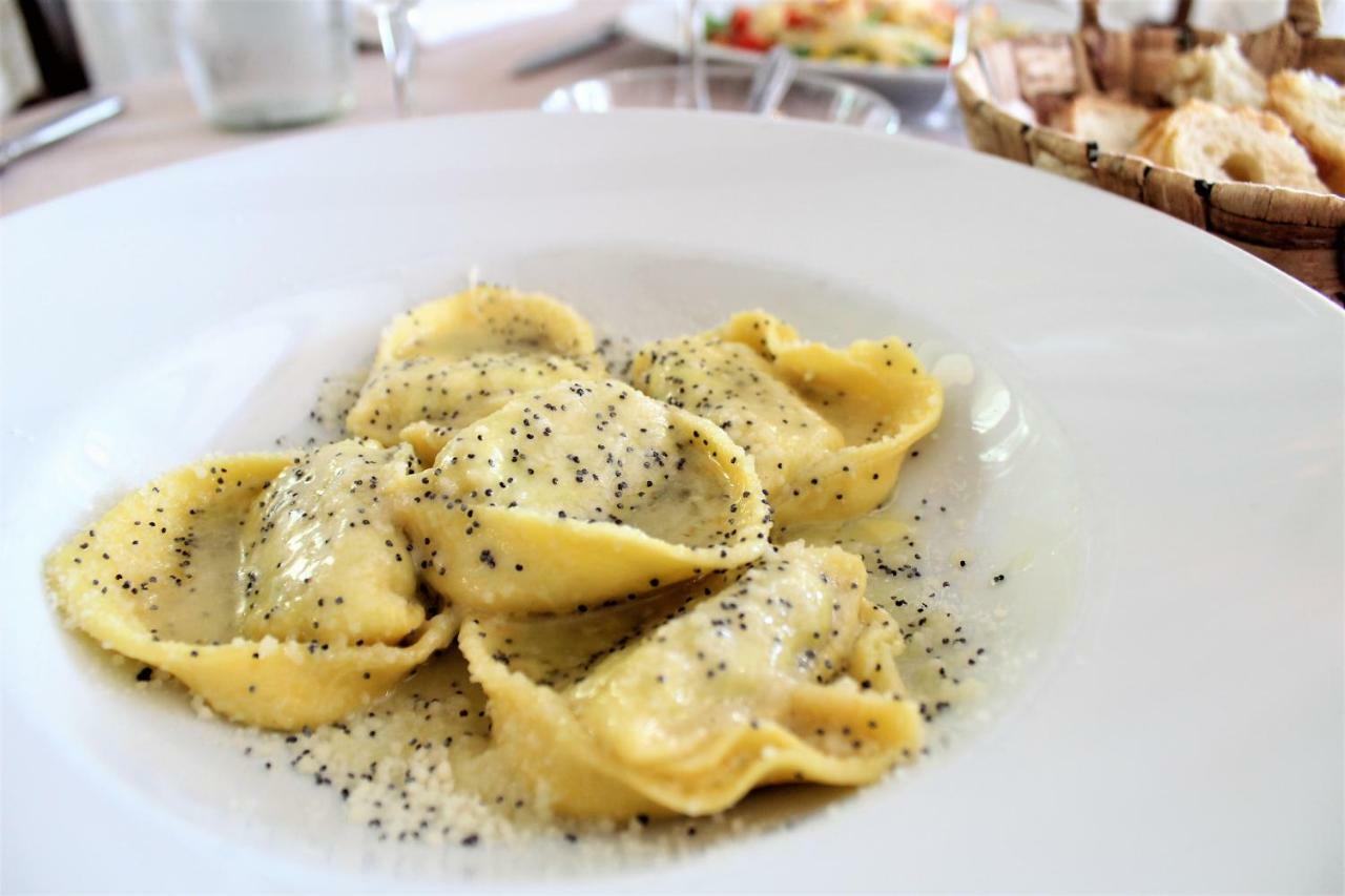 Albergo Ristorante Dalla Mena Romano D'Ezzelino Buitenkant foto