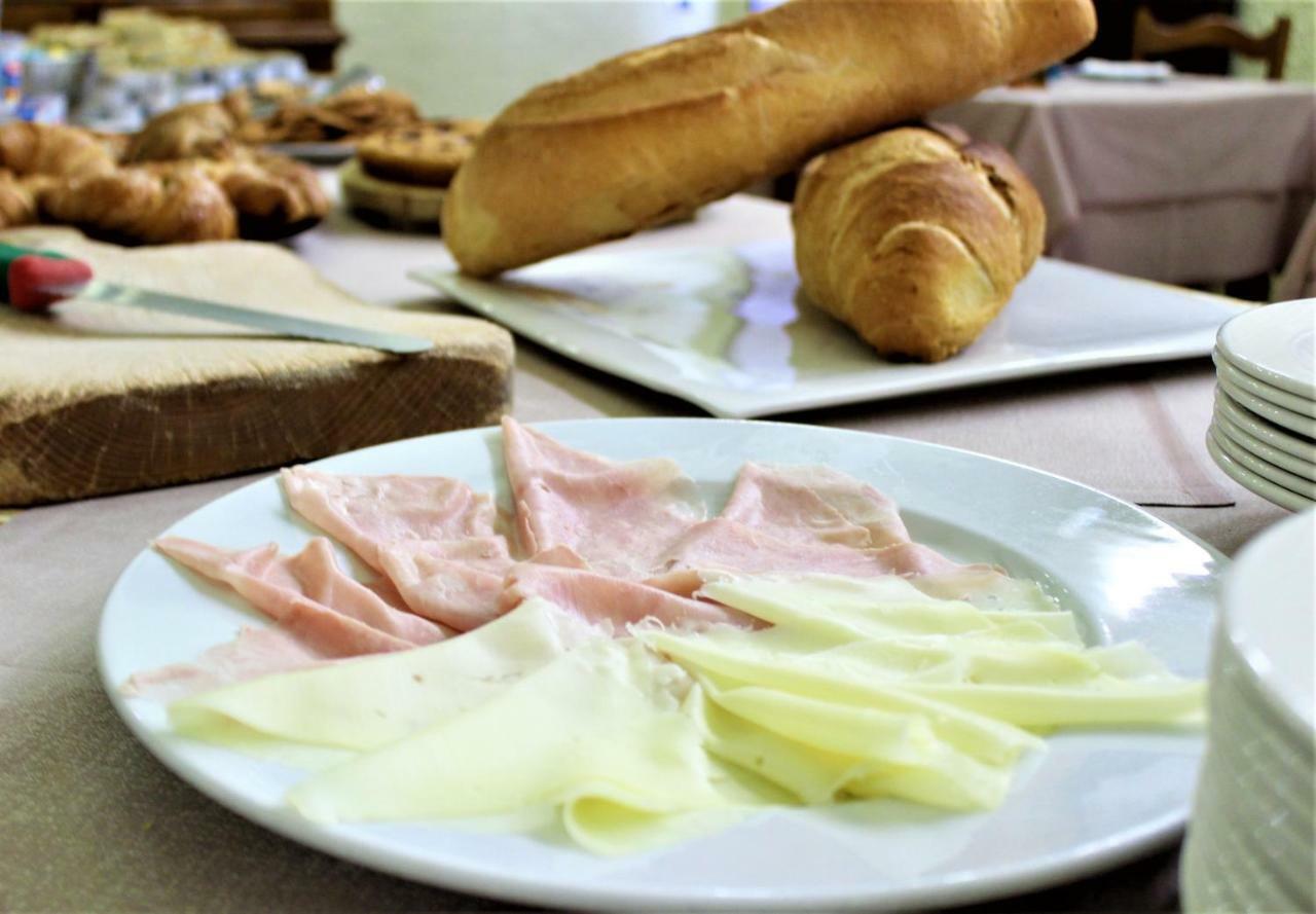 Albergo Ristorante Dalla Mena Romano D'Ezzelino Buitenkant foto